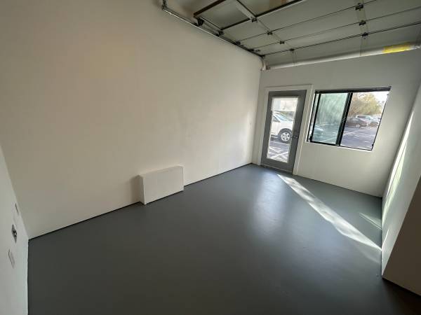 $1,075 GRAND XL Private Studio on ground floor - Available NOW! (berkeley)64181605000578122