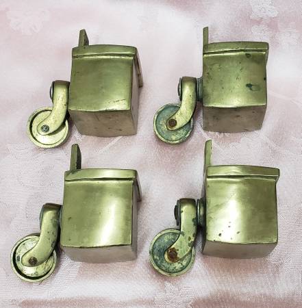 4 Large Solid Brass Square Furniture Leg Cap Covers with Casters 1