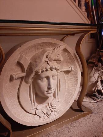 Antique Fine plaster sculpture circa Table 1