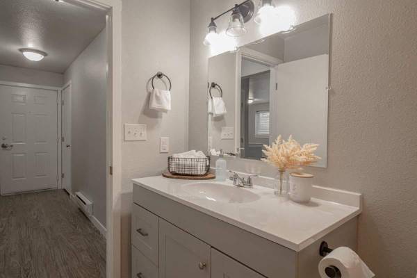 $1,600 / 3br - 1122ft2 - Mascotas permitidas, distribución abierta, acceso a internet de alta velocidad63794895752579121