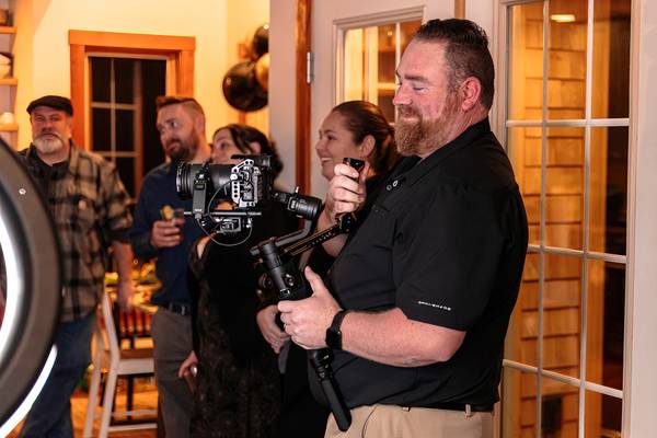 Reliable Trusty Video Editing, Photography, & Videography 📷  Call Me! 1