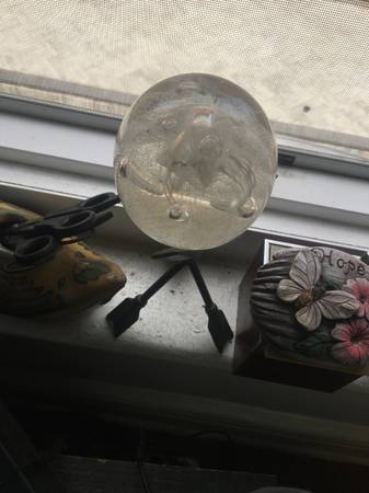 Acient Arrowhead stand with free crystal ball 🔮 1