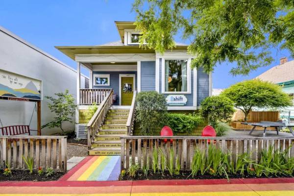 $1 / 7br - Amazing location, modern decor, family-friendly in Alberta Arts. Pets welcome! (Portland, OR)63914739805059120