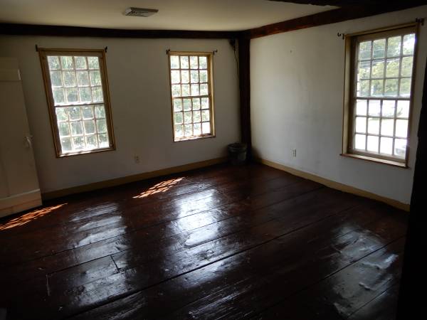 $1,150 / 1br - PRIVATE ROOM IN HISTORIC HOME IN MORRIS CT, WORK FOR SOME OF YOUR RENT (LITCHFIELD COUNTY)63977126693250122