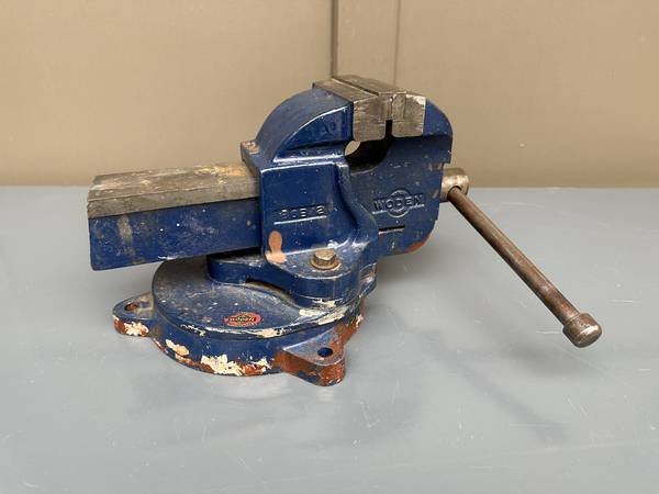 Woden No.186B/2 Mechanic’s Vise with Swivel Base. Made in England. - $230 (Mill Creek)63470982790659120