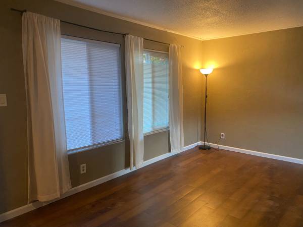 $3,300 / 4br - 1474ft2 - A Beautiful Townhouse is available now (hayward / castro valley)63833989516547120