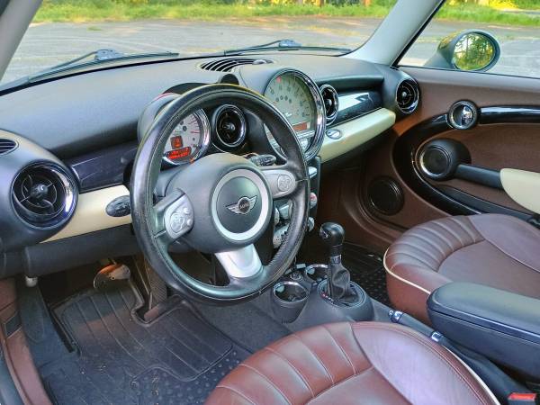 Mini Cooper Clubman 2009 - $4500 (University Place)63623267890435123