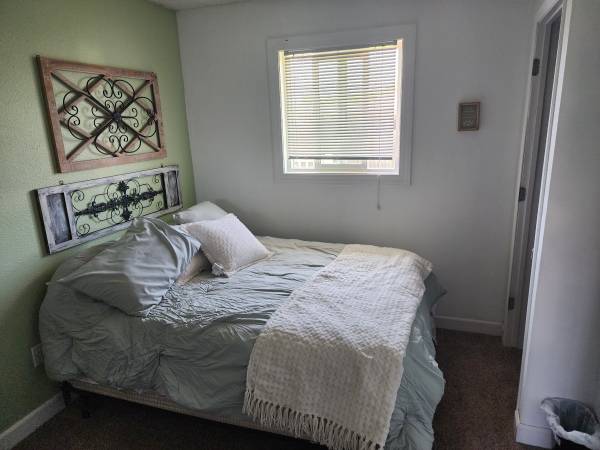 $575 / 2br - Habitación disponible en casa de 2 habitaciones/1 baño (Missoula)63656993177859122