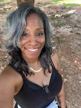 HAPPY HOLIDAYS. AVAILABLE CHRISTMAS AND EVE- EARLY AS 6AM 1