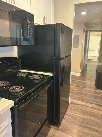 $1,950 / 2br - 875ft2 - November and December free of rent! Move in before and or on 10/3! (FAIR OAKS)63844740791041120