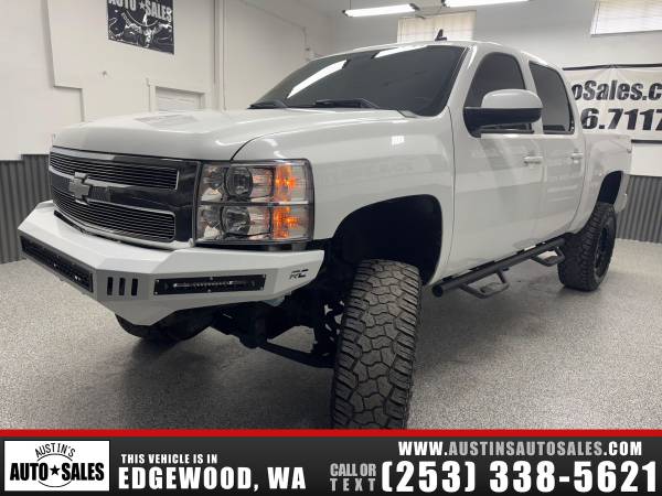 Chevrolet Chevy Silverado 1500 LTZ Crew Cab elevado 2011 - $13,951 (Edgewood, WA)63622827674113121