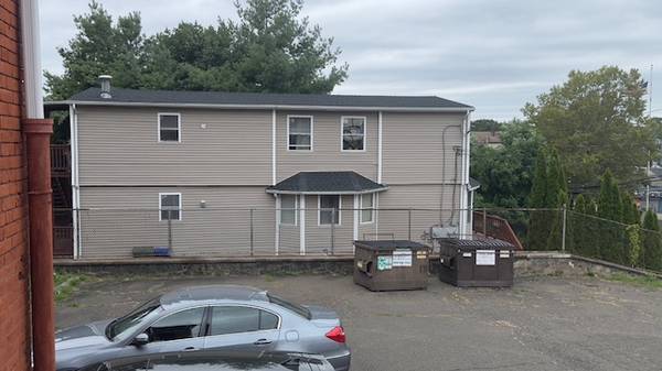$629,900 / 8br - 2626ft2 - 139 Highland Ave, (Bridgeport, CT)63949685090051123