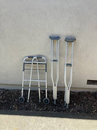 WALKER AND CRUTCHES 1