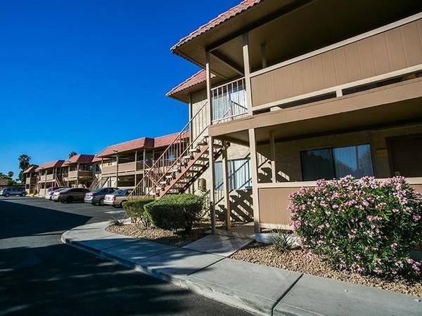 $960 / 1hab - 600ft2 - Balcón/Patio, Estacionamiento Cubierto, Cocina Totalmente Equipada63762758891905123