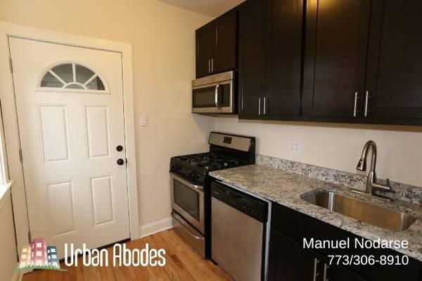 $1,850 / 1br - 700ft2 - Excellent 1 Bedroom, 1 Bath in Wrigleyville, Available: 12/1/2025 (Wrigleyville)64041647162627123