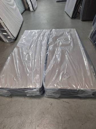 King or Queen Split Box Spring Brand New - Low Price Fast Delivery 1
