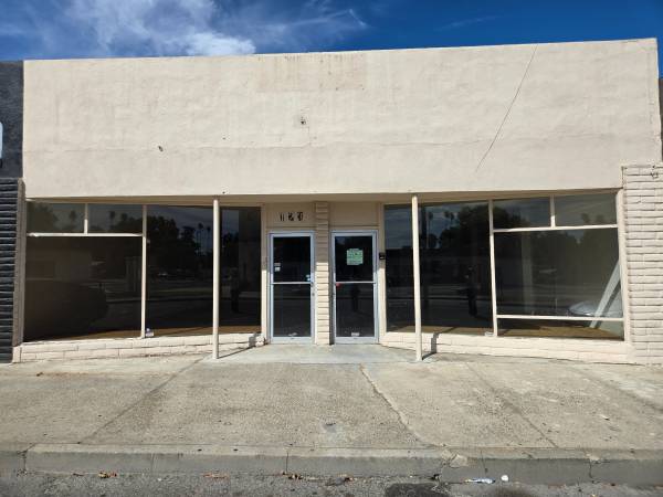 $1,800 / 1800 pies cuadrados - 123 4th St. - Unidad comercial en Turlock (Turlock)63654929995395120