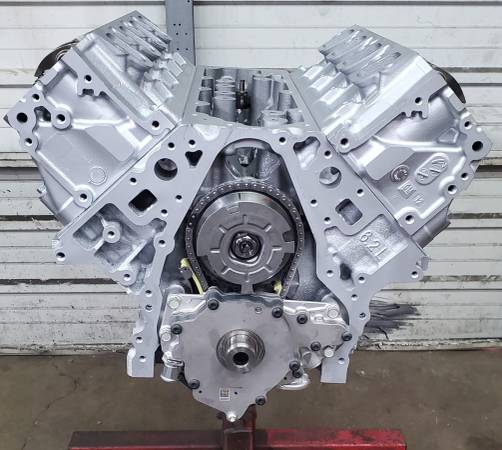 Professionally Custom Remanufactured Marine Long Block Engines 1
