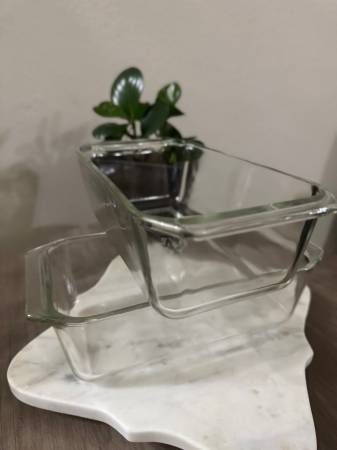 2 Pyrex Bread Pans - Glass 9”x5”x3” 1