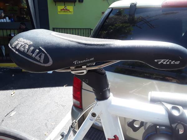 Black Selle Italia Titanium Flite Saddle 1