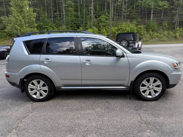 $3,999 2011 Mitsubishi Outlander SE, AWD, Auto, Bluetooth, Sunroof! - $3,999 (Laconia, NH)63622620188417124