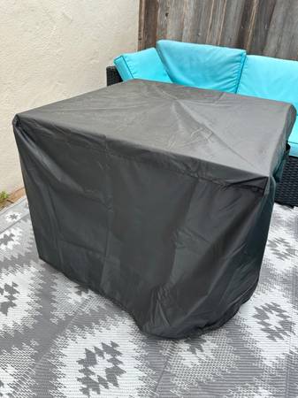 Fire table (with cover) - $100 (santa cruz)63471478762883123