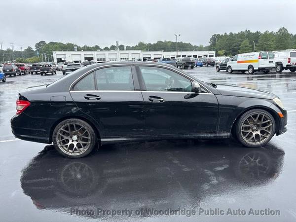 2009 Mercedes-Benz Clase C C300 4 puertas Sedán 3.0L Spo - $3.450 (Subasta de autos pública de Woodbridge)63440055638531122