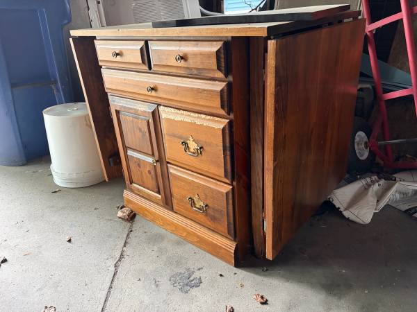 Gateleg Table 1