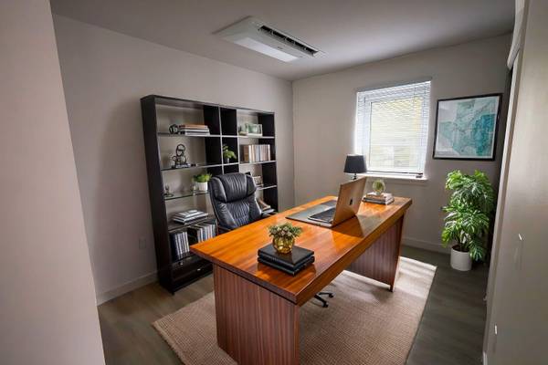 $1,671 / 357ft2 - Muebles de alquiler disponibles con Cort, Mantenimiento en el lugar, Patio interior (728 16th Street, Sacramento, CA)63844737425537121