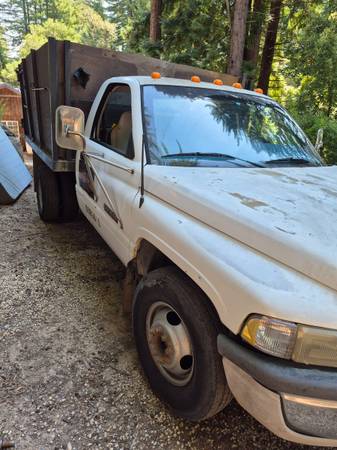 Camión Dodge Cummins 3500 del 95 con caja volcadora - $13,000 (Santa Cruz)63438663444227121