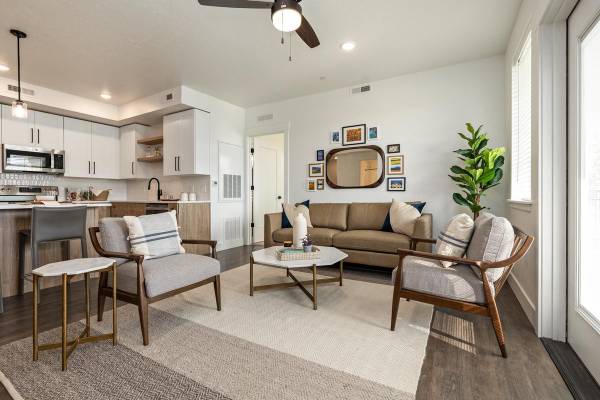 $1,910 / 2br - 1054ft2 - Move-In TODAY! Call Today To Schedule Your Move-In! (Meridian)63794993452035123