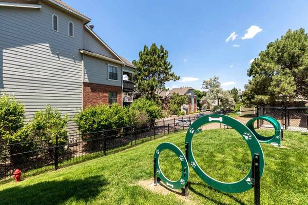 $1,483 / 1br - 725ft2 - Air Conditioning, Washer & Dryer Included, 1bd (7610 E Caley Ave, Centennial, CO)63849269934465124