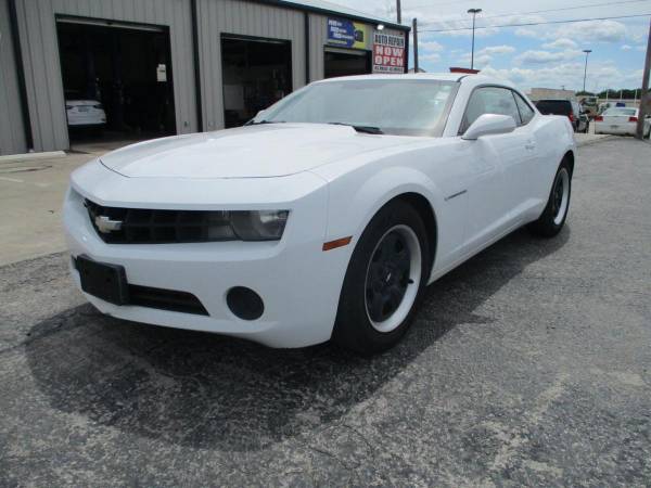 2013 Chevrolet Chevy Camaro 2dr Cpe LS w/2LS 1