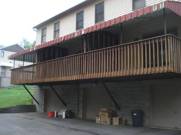 $1,325 / 2br - 900ft2 - Ross/West View 2 Bedroom Townhouse (West View)64013372934785123