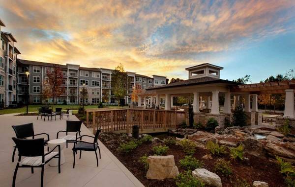 $1,451 / 2br - 916ft2 - Claim your spot! 2 Bed / 1.5 Bath available! (Lithonia)63963858960770120