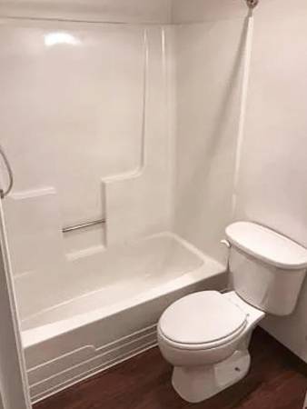 $1,300 / 2 dormitorios - Salem en Browning Ave - Dos dormitorios tranquilos | Ofertas frecuentes de mudanza (Salem en Browning Ave)63660461139841123