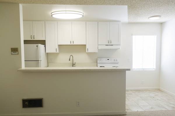 $1,695 / 1br - 525ft2 - *MOVE-IN SPECIAL* 55 & UP / SENIOR Community 1BR/1BA (North Park)63663820051587122