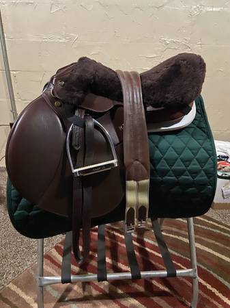 New English Saddle 1