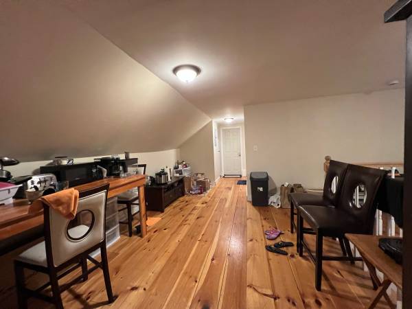 $3,600 / 6br - 2600ft2 - Brand New Listing 1 Block from Umass South Campus Huge House (Lowell)63614216368001123