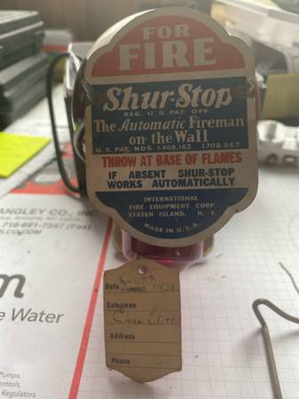 Antique fire extinguser 1
