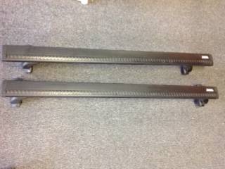 BMW 5 series Thule aerorack 1