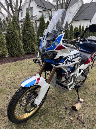 FS. 2018 HONDA AFRICA TWIN ADVENTURE