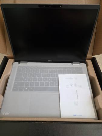 Dell Latitude 7350 Laptop  i7 Ultra 16GB RAM 512GB SSD - $850 (Bellevue/Newcastle Area)63471321825921121