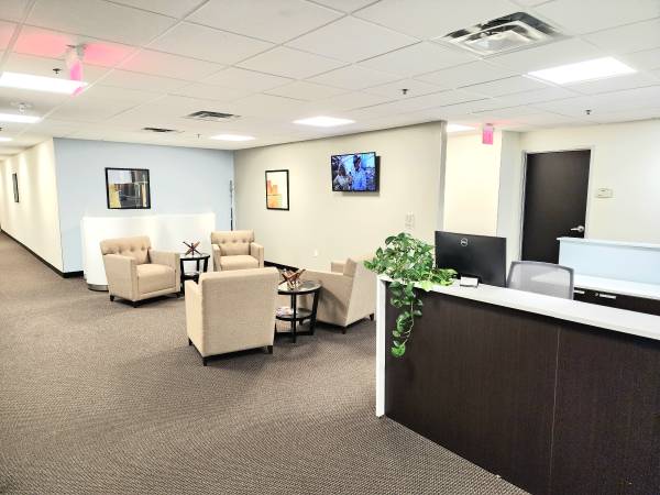 $389 Grow your business with us! (Set up in our office space!)63920837979651123