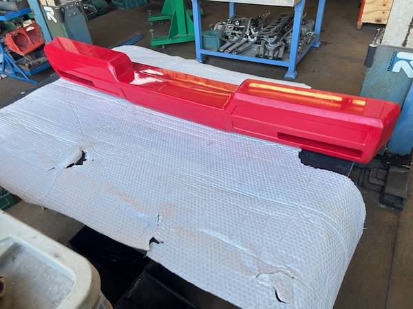 Front bumper Lamborghini Countach 1