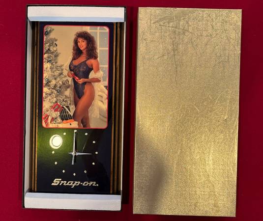 Snap On Pinup Clock with Original Box 1