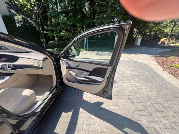 2020 Mercedes S560 - $58,95063620566842243124