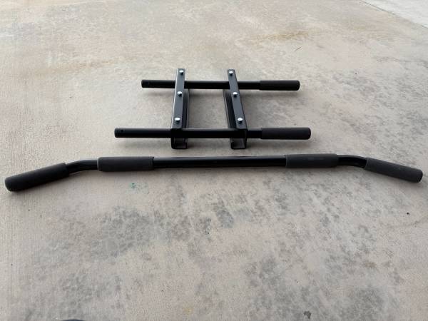 Pull Up Bar for I-Beams 1