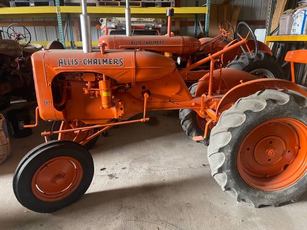 Allis Chalmers B tractor 1