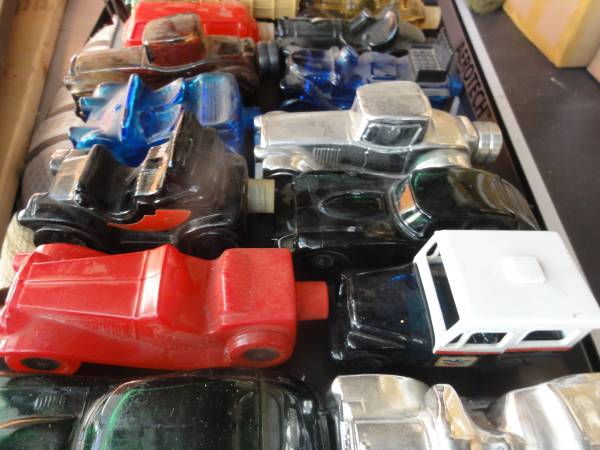 AVON Automobile Car Truck Antique Vintage Bottle Collection LOT - $50 (Federal Way)63471420991873122